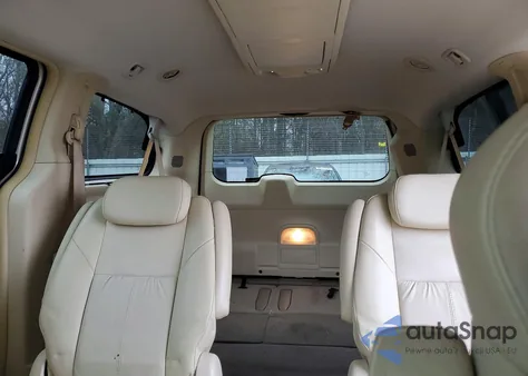 2008 Chrysler Town & Country Limited from USA, damaged, VIN 2A8HR64X88R805600